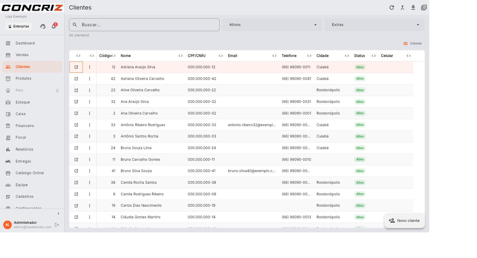 Lista de clientes com filtros e o botão Novo cliente